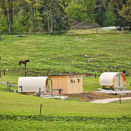 Kemp Cowboy's Land Visnja Gora