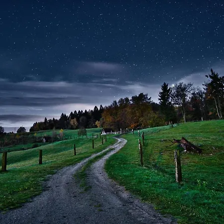 Kemp Cowboy's Land Visnja Gora
